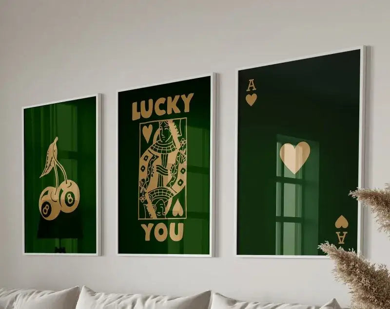 Retro blue & cream queen of hearts wall art posters – living room decor