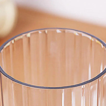 Ribbed shatterproof clear acrylic flower vase for dining room