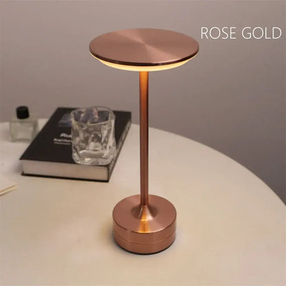 Retro metallic simple charging led desk lamp for restaurant or bedroom