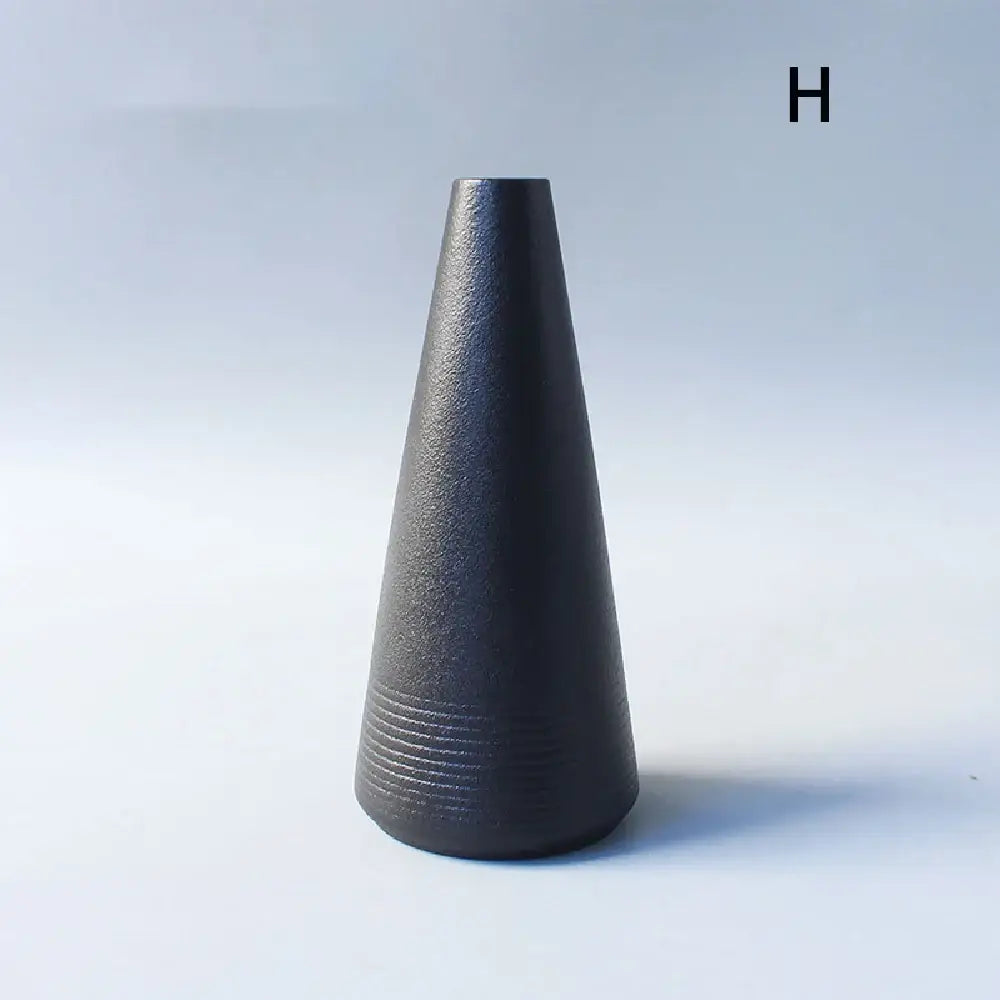 Matte black ceramic small vase elegant japanese living room decor