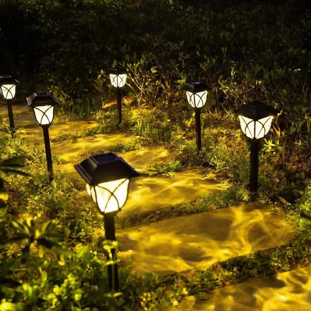 Black lattice solar lawn lights – garden path lighting