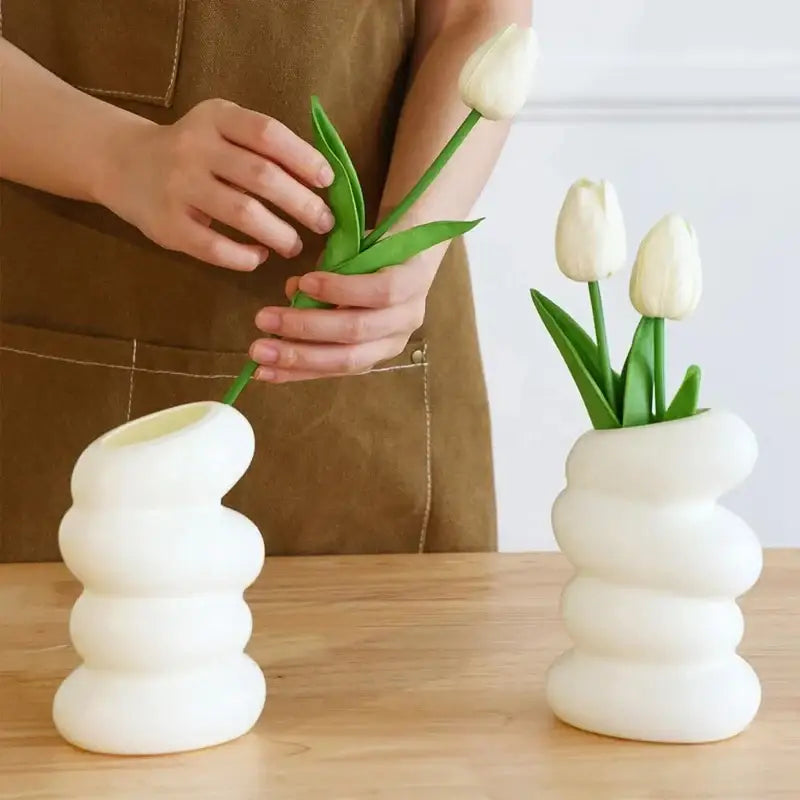 Modern spiral white vase living room ceramic decor