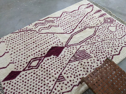 Traditional beige & burgundy beni ouarain rug bedroom wool decor