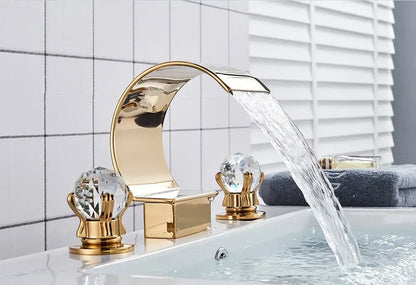 Luxury gold waterfall bathroom basin faucet with crystal knob
