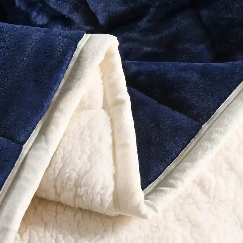 Deep blue and white cozy flannel fleece bedroom quilt