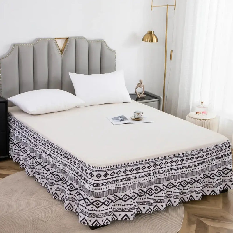 Diamond lattice ruffled black & white elastic band bed skirt bedroom