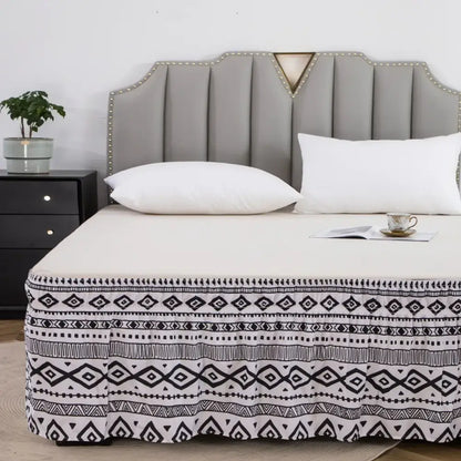 Diamond lattice ruffled black & white elastic band bed skirt bedroom