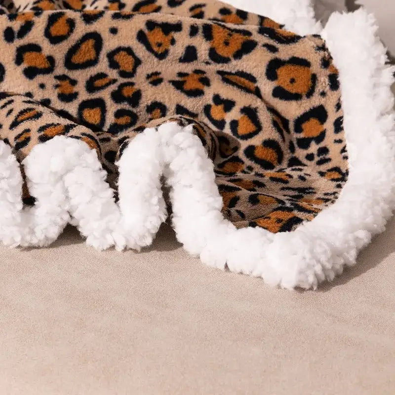 Double layer leopard print coral fleece blanket bedroom bedspread