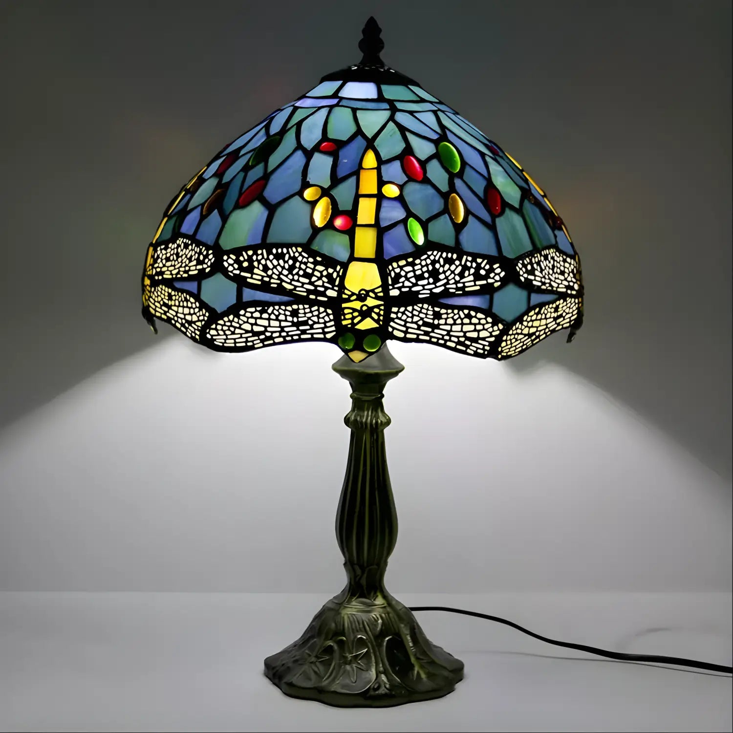 Dragonfly Tiffany-Inspired Lamp Glass with Tabletop Design