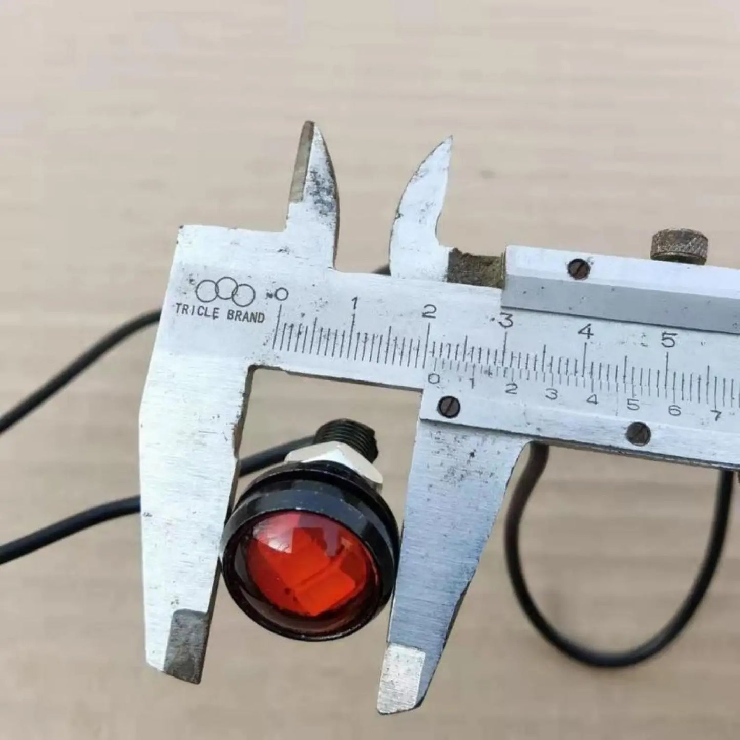 Eagle Eye Car Light for Stylish Exterior with LED Spotlight Upgrade