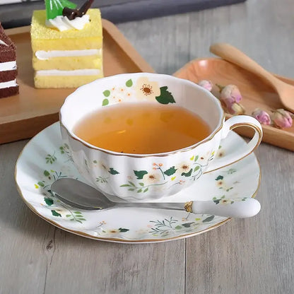 Elegant gold flower porcelain cup and saucer set dining room decor