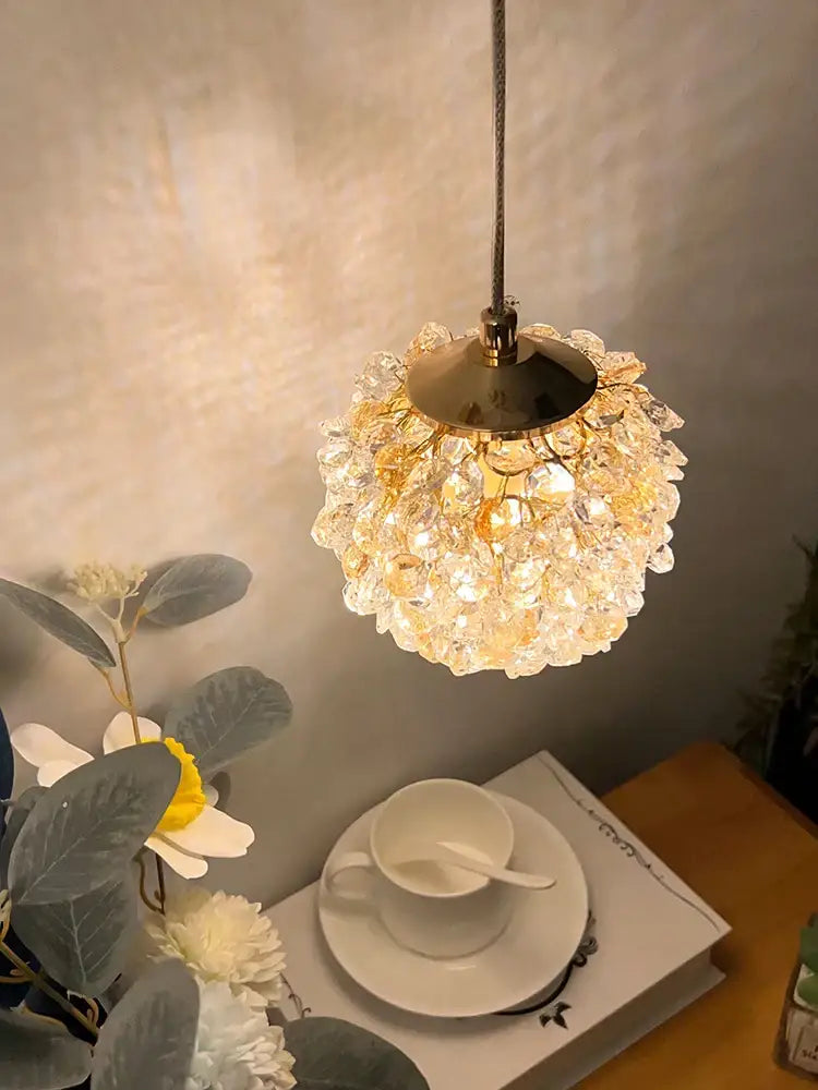 Elegant gold metal crystal pendant light for dining room