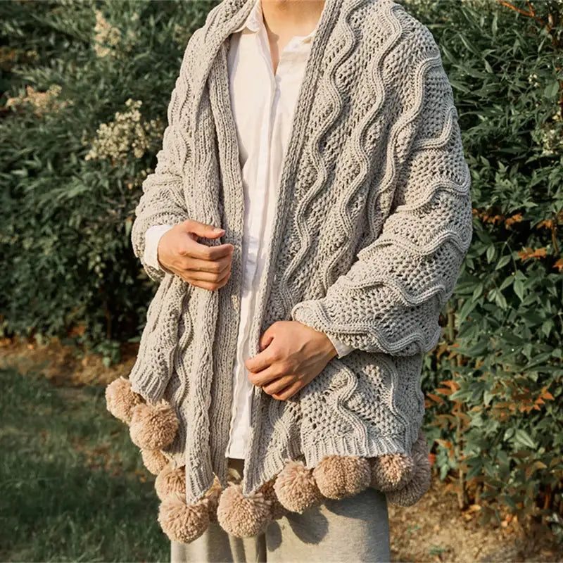 Elegant gray chenille throw blanket light gray & beige bedroom decor