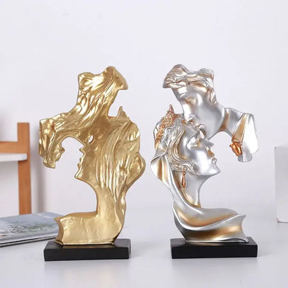 Elegant silver & gold 26cm resin kissing couple – living room decor