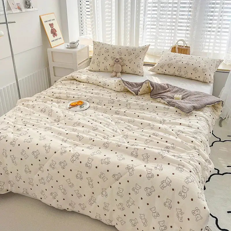 Embroidered double gauze rabbit print quilt bedroom comforter