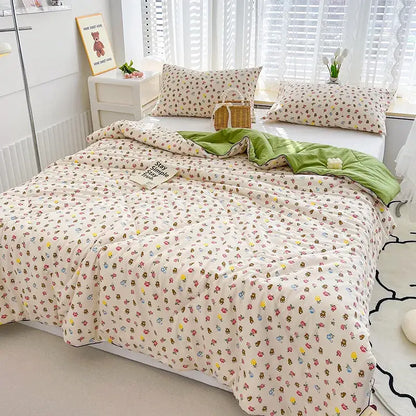 Embroidered double gauze rabbit print quilt bedroom comforter