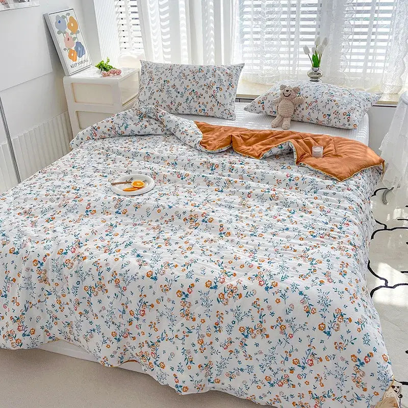 Embroidered double gauze rabbit print quilt bedroom comforter