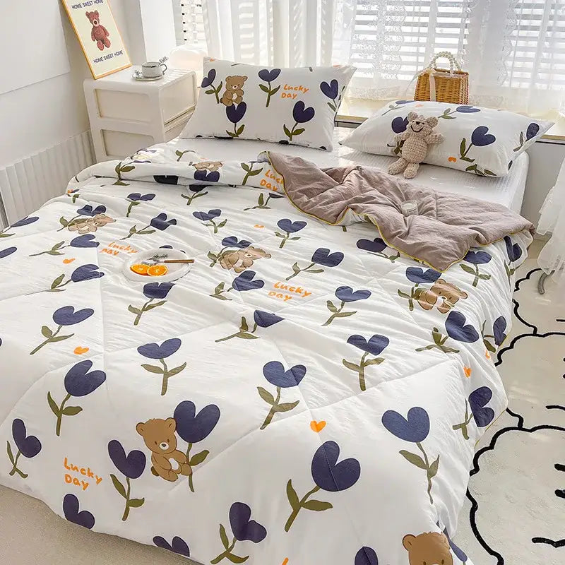 Embroidered double gauze rabbit print quilt bedroom comforter