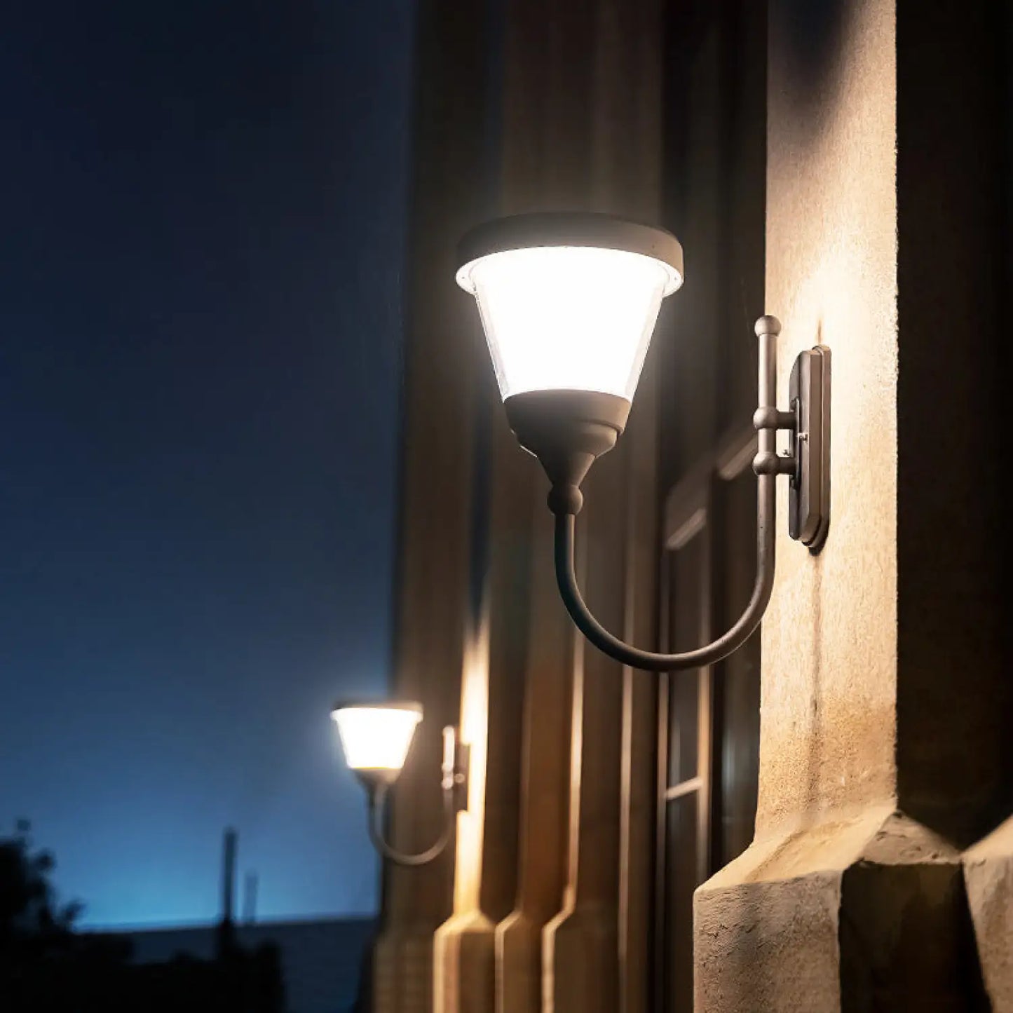 Energy Saving Solar Powered Wall Lights for Outdoor Courtyard Areas