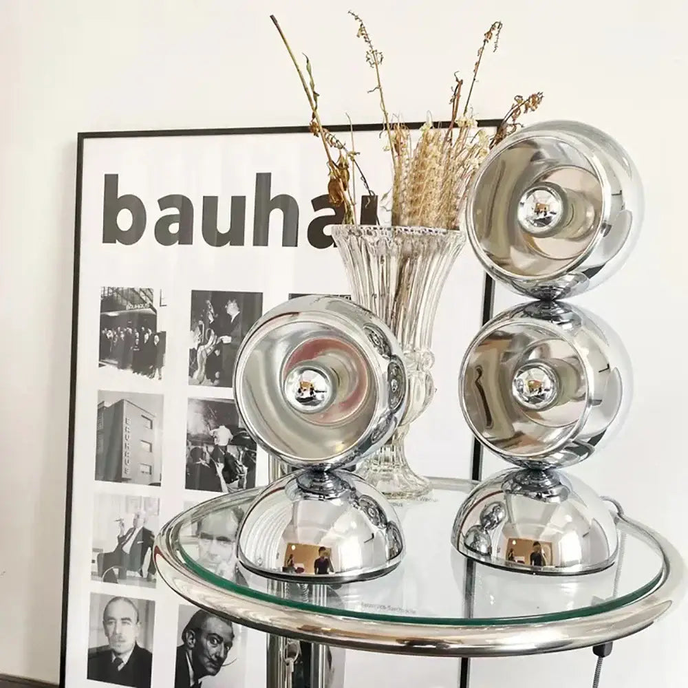 Engraved chrome yoyo dimmable led nordic table lamp for bedroom