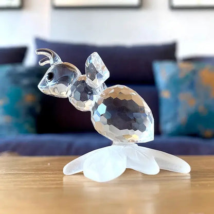 Faceted clear glass bee and leaf glass figurine living room decor