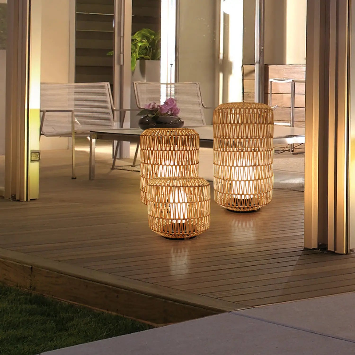 Floor Lamp Vintage Waterproof Light for Garden & Balcony