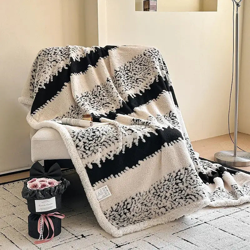 Floral cream jacquard lamb wool blanket living room throw