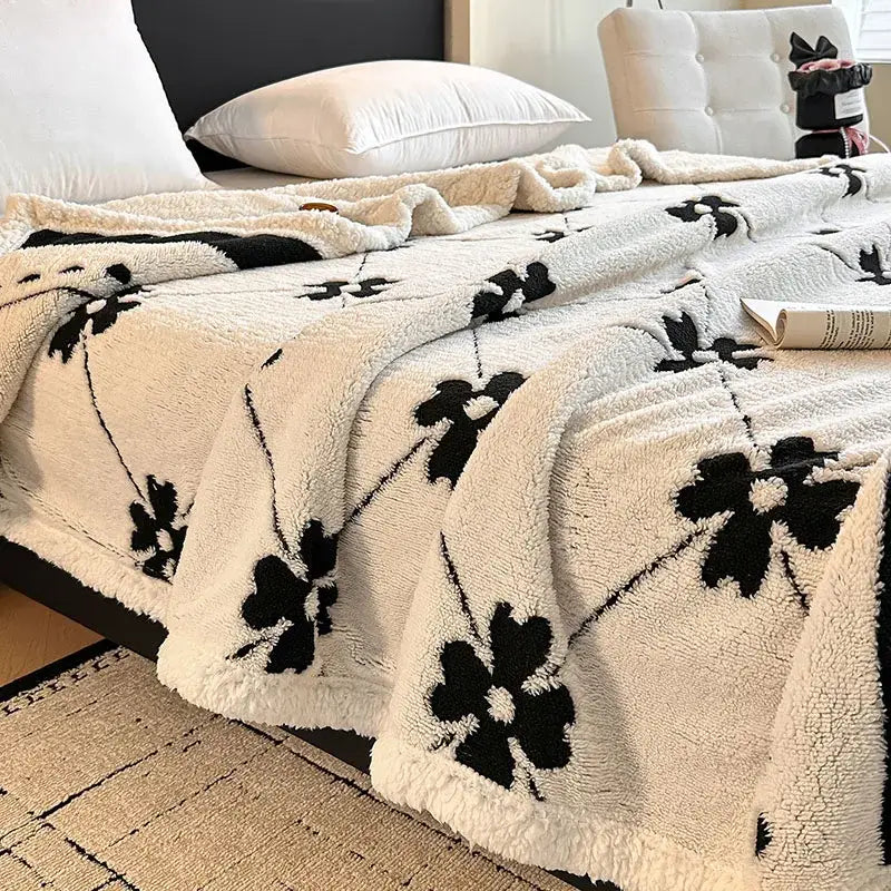 Floral cream jacquard lamb wool blanket living room throw