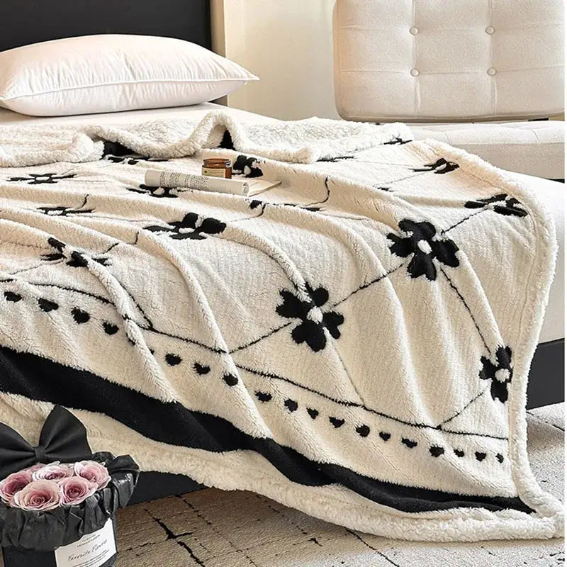 Floral cream jacquard lamb wool blanket living room throw