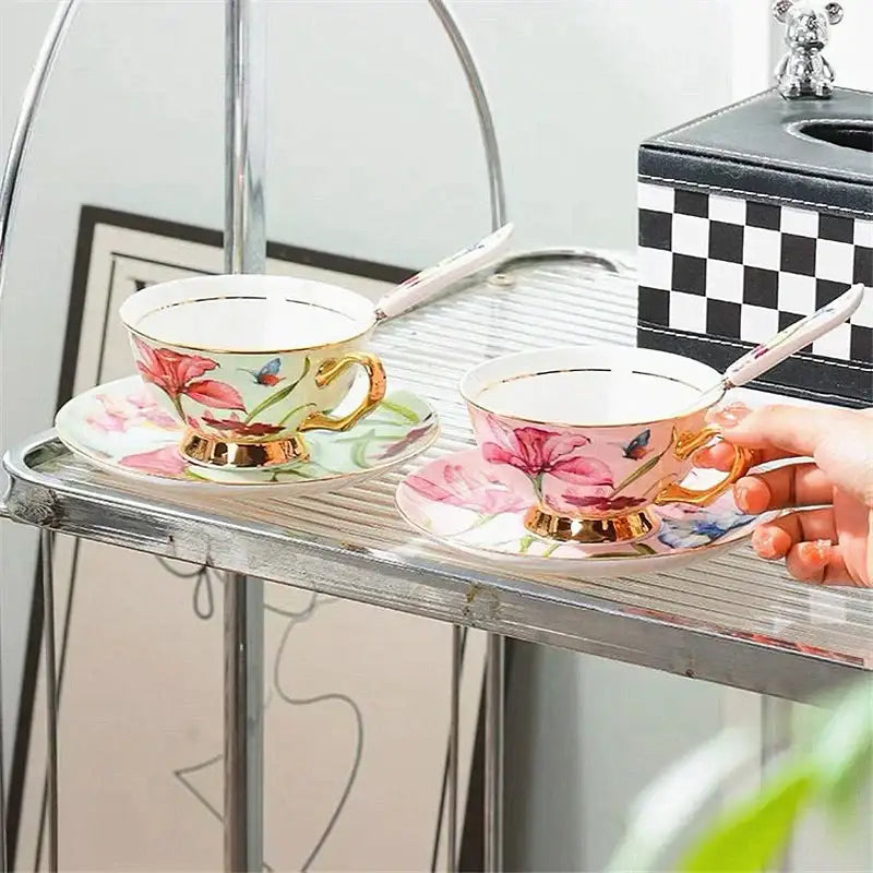 Floral lily flower tea set with gold rim – dining room porcelain mug