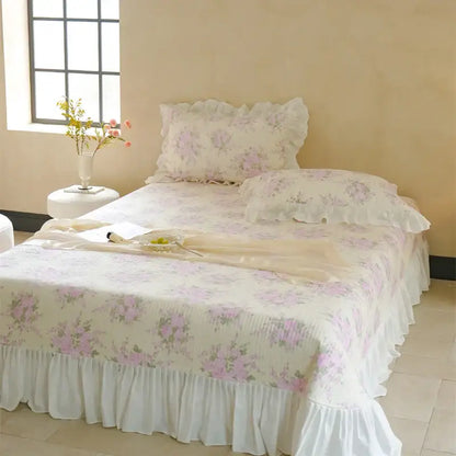 Floral pink and white quilted bedspread set bedroom ruffle decor