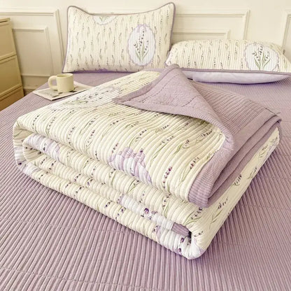 Floral pink & white cartoon small fresh bed sheets bedroom quilt