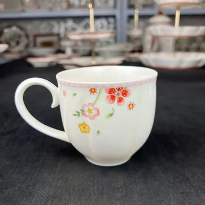 Floral scalloped white porcelain tulip dinnerware set dining room