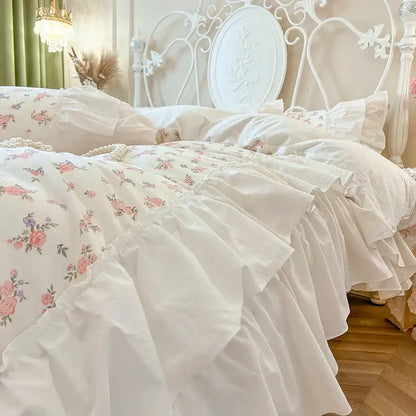 Floral white cotton bedding set with pleat lace ruffles bedroom ensembles