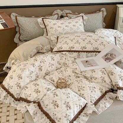 French floral bedding set – cream & brown ruffled bedroom decor