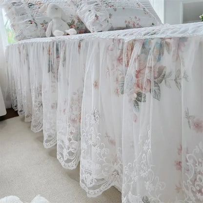 French floral print bedding set white lace quilted bedroom duvet cover