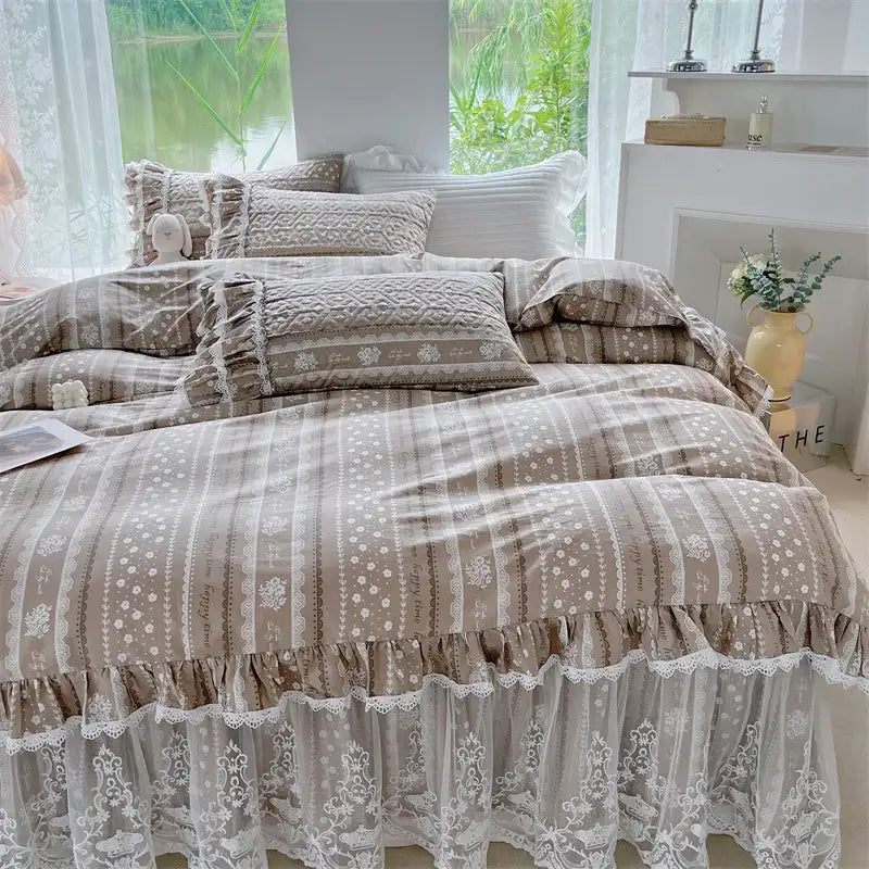 French floral print bedding set white lace quilted bedroom duvet cover