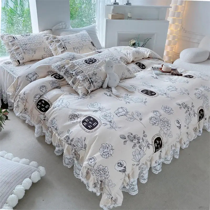 French floral print bedding set white lace quilted bedroom duvet cover