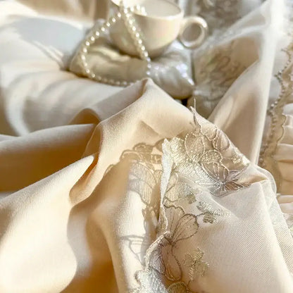 French princess cream satin bedding set with flower embroidery bedroom