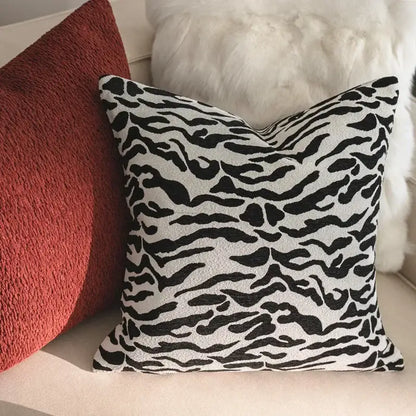 Geometric black & cream jacquard pillow cover set – living room