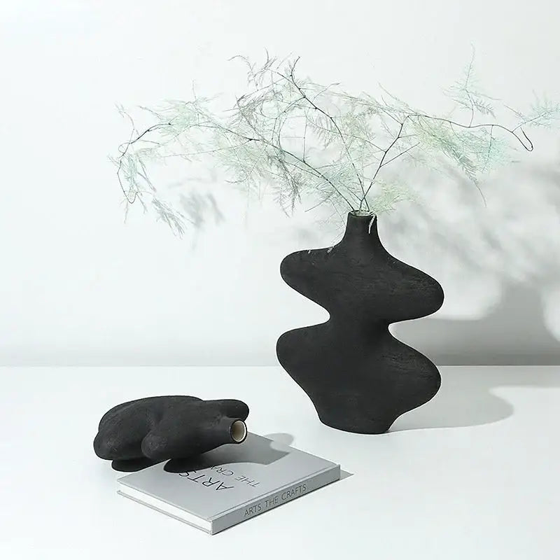 Geometric black & white ceramic vase set living room decor