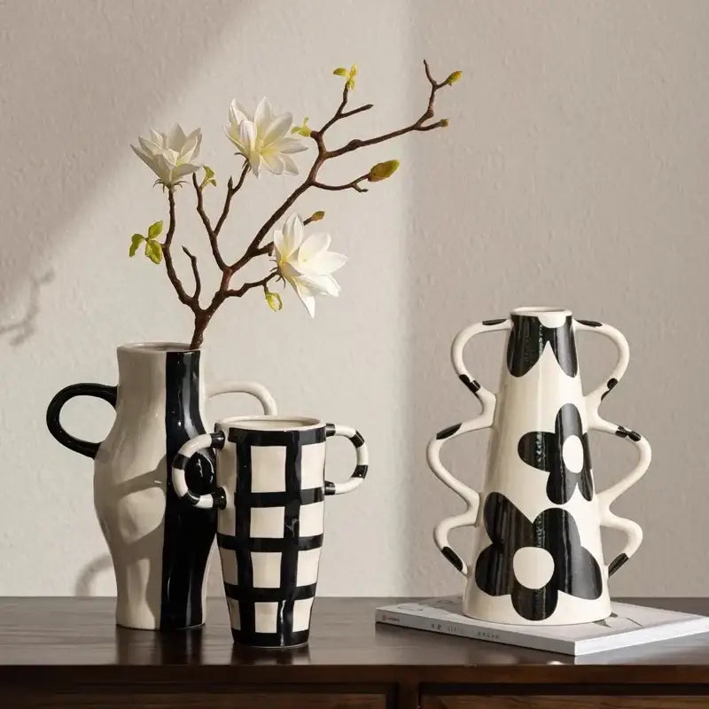 Geometric check pattern white & black ceramic vase living room decor