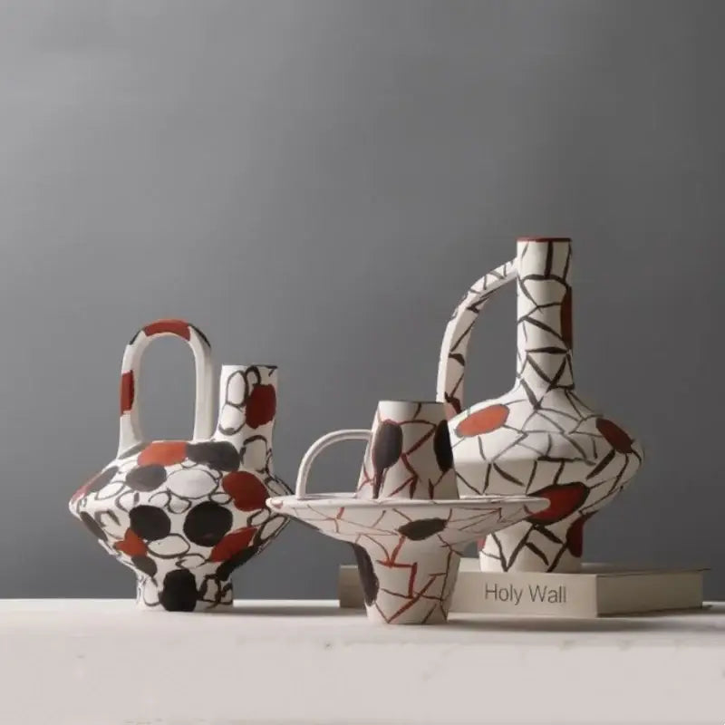 Geometric graffiti ceramic vase white & terracotta living room decor
