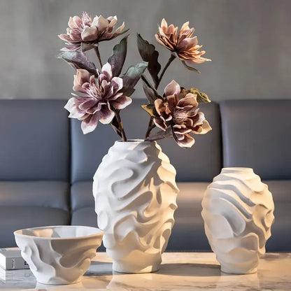 Geometric spiral white ceramic vase fruit platter living room decor