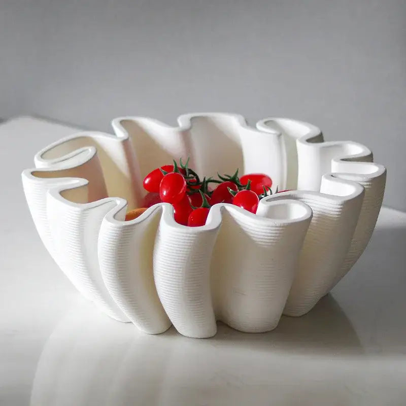 Geometric wavy white ceramic fruit plate tray for kitchen storage