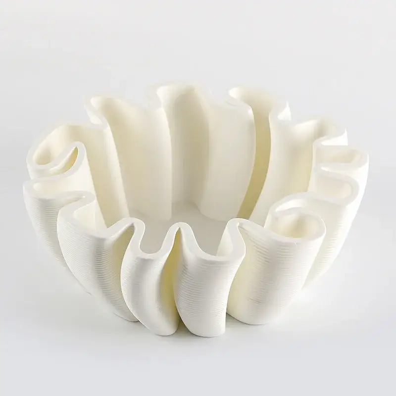 Geometric wavy white ceramic fruit plate tray for kitchen storage