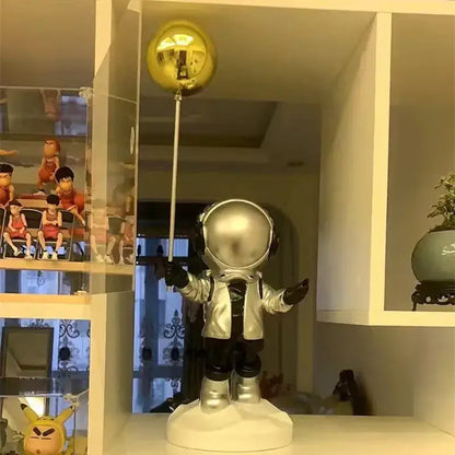 Golden astronaut resin home decor balloon figurine living room statue
