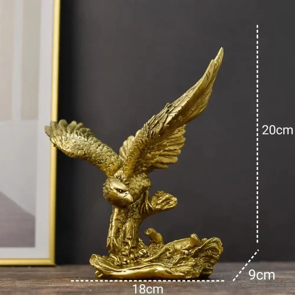 Golden dapeng eagle wings resin statue office decor