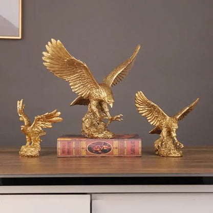 Golden dapeng eagle wings resin statue office decor