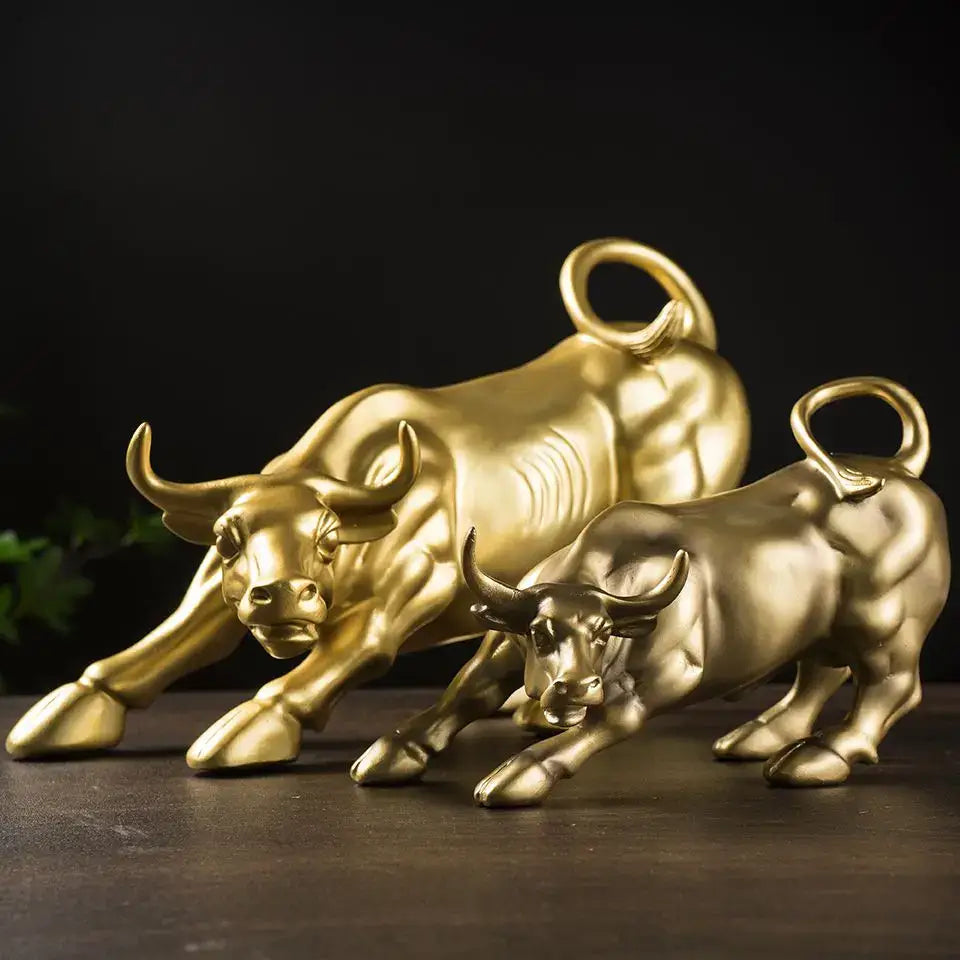Golden fortune resin sculpture office desk bull decor